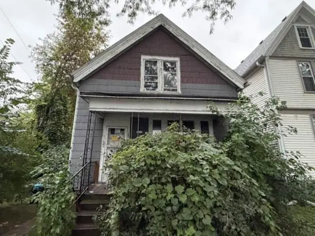 2620 S Pine Ave, Milwaukee, WI 53207 - #1
