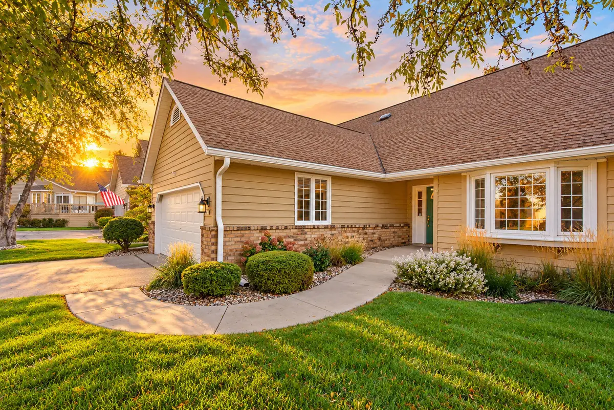 858 Augusta, Waterford, WI 53185 - #1