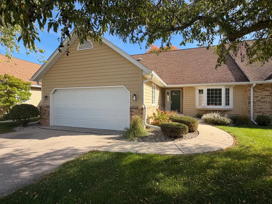 858 Augusta, Waterford, WI 53185 - #2
