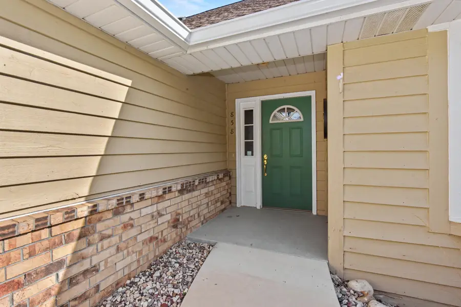 858 Augusta, Waterford, WI 53185 - #3