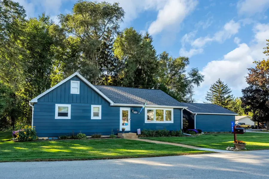 8140 236th Ave, Salem Lakes, WI 53168 - #3