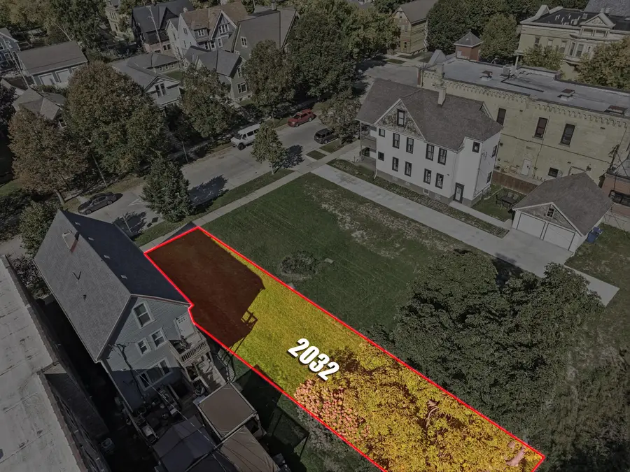 2032 N Palmer St, Milwaukee, WI 53212 - #3