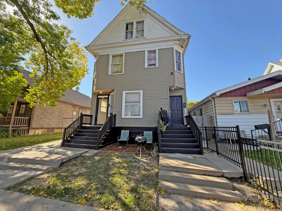 1225 N 20th St, Milwaukee, WI 53204 - #2