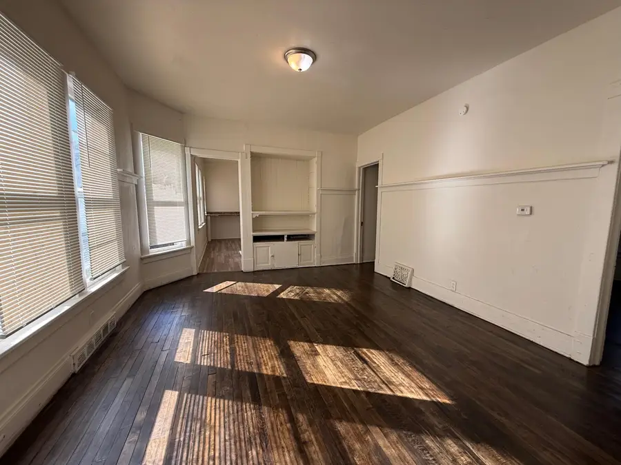 1225 N 20th St, Milwaukee, WI 53204 - #3
