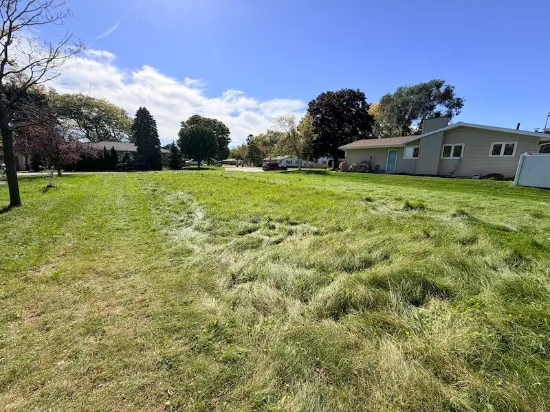54 Steeplechase Dr, Racine, WI 53402 - #2