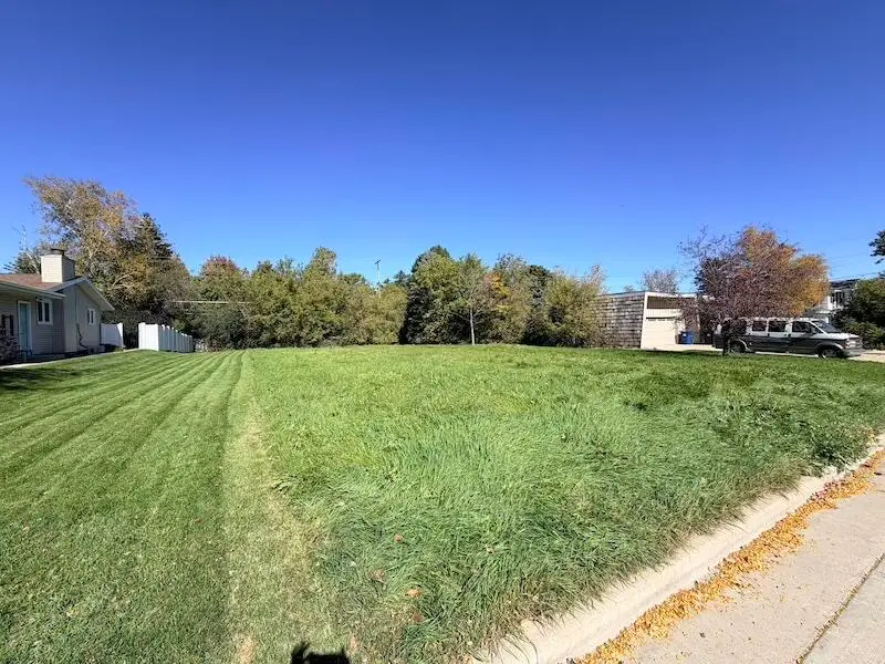 54 Steeplechase Dr, Racine, WI 53402 - #3