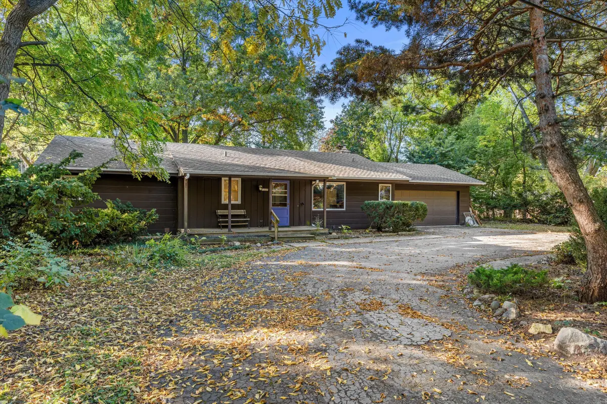 11595 W Edgerton Ave, Hales Corners, WI 53130 - #1
