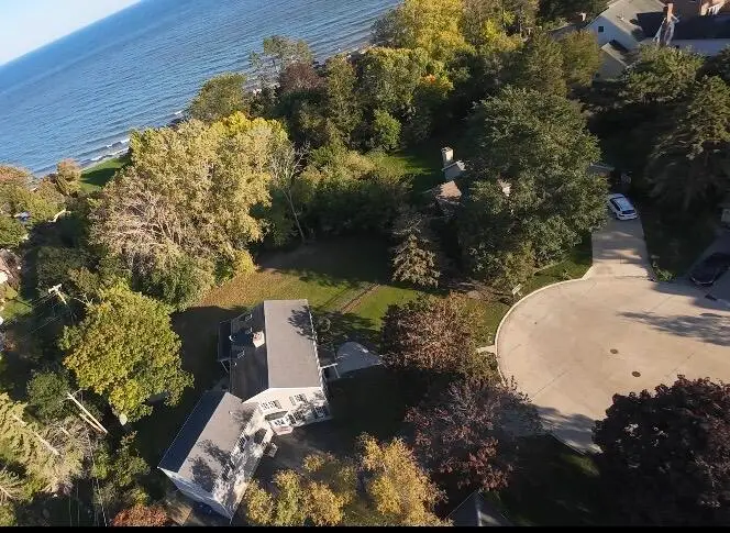 3701 North Bay Dr, Racine, WI 53402 - #2