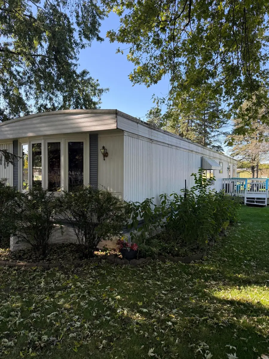 1448 Meadow Ln, Lyons, WI 53105 - #2