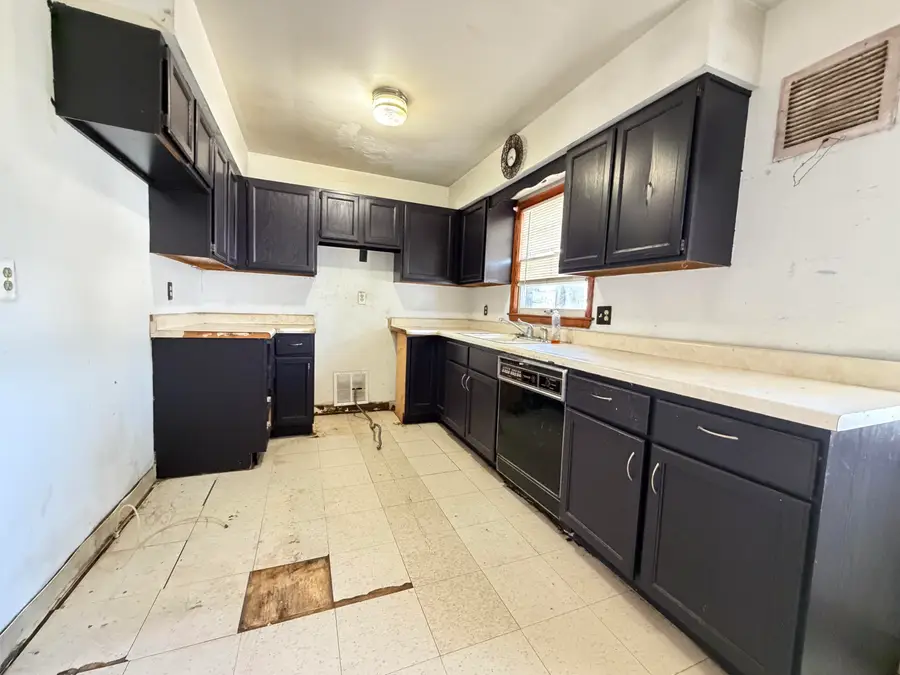 2708 W High St, Racine, WI 53404 - #2