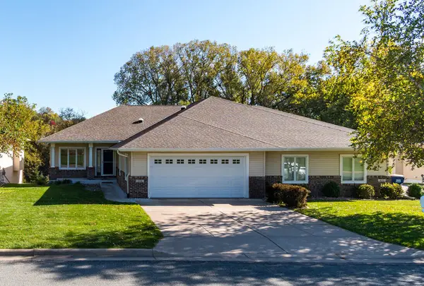 424 French Rd, Onalaska, WI 54650