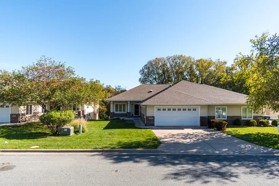 424 French Rd, Onalaska, WI 54650 - #2