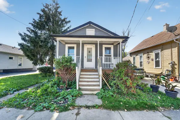 1351 Prospect St, Racine, WI 53404