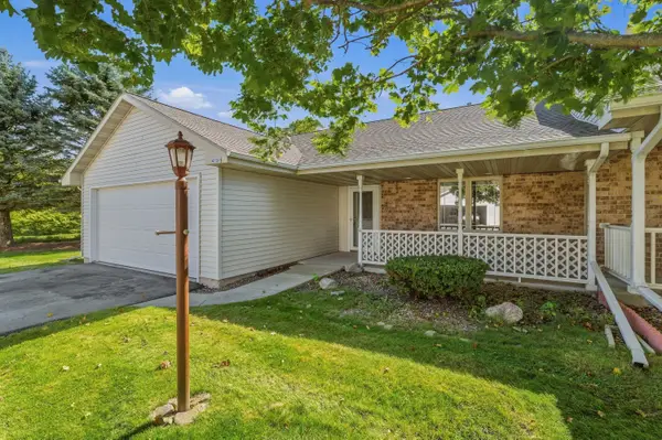 4131 Elmwood Ct, Sheboygan, WI 53081