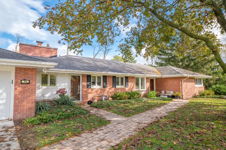 810 E Bay Point Rd, Bayside, WI 53217 - #3