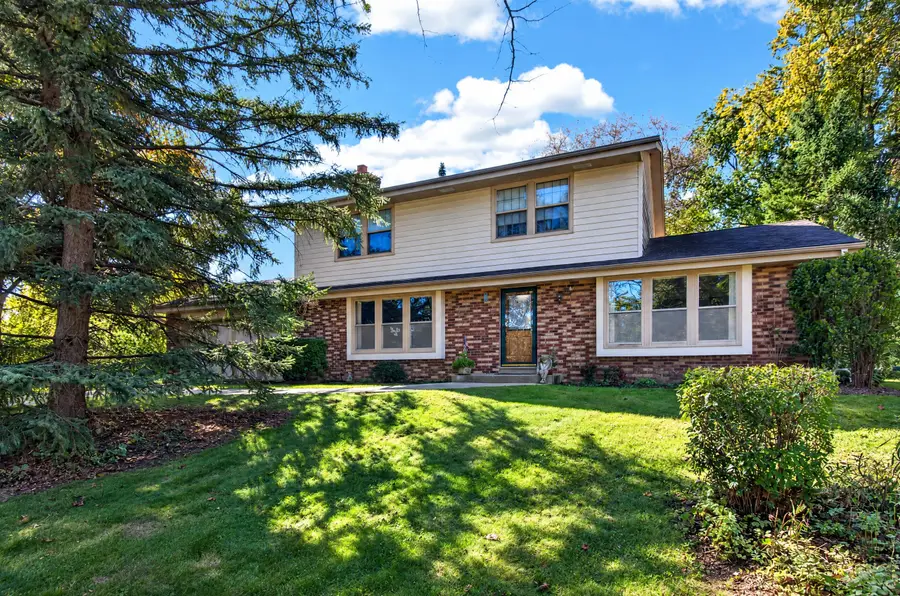 4106 Lakeview Dr, Mount Pleasant, WI 53403 - #2