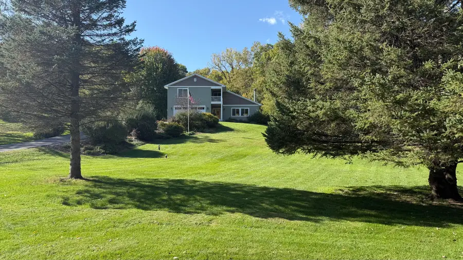 N5915 Park Dr, Onalaska, WI 54650 - #3