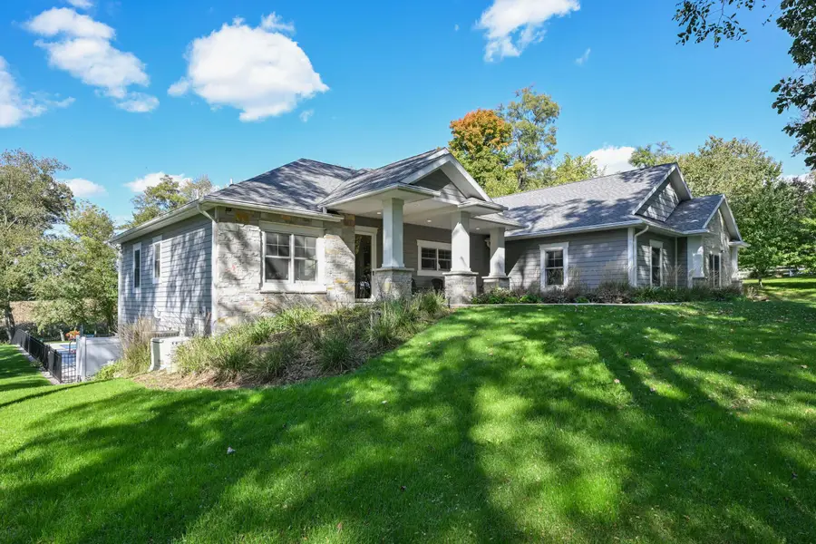 34726 Janesville Dr, Waterford, WI 53149 - #2