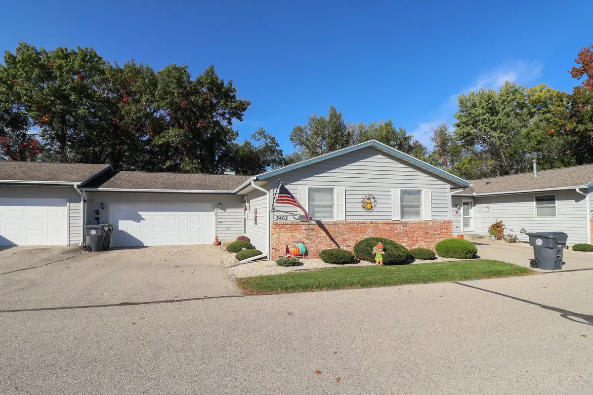 3462 Woodbridge Ct, La Crosse, WI 54601 - #1