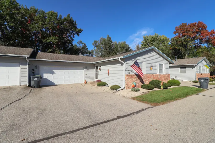 3462 Woodbridge Ct, La Crosse, WI 54601 - #2