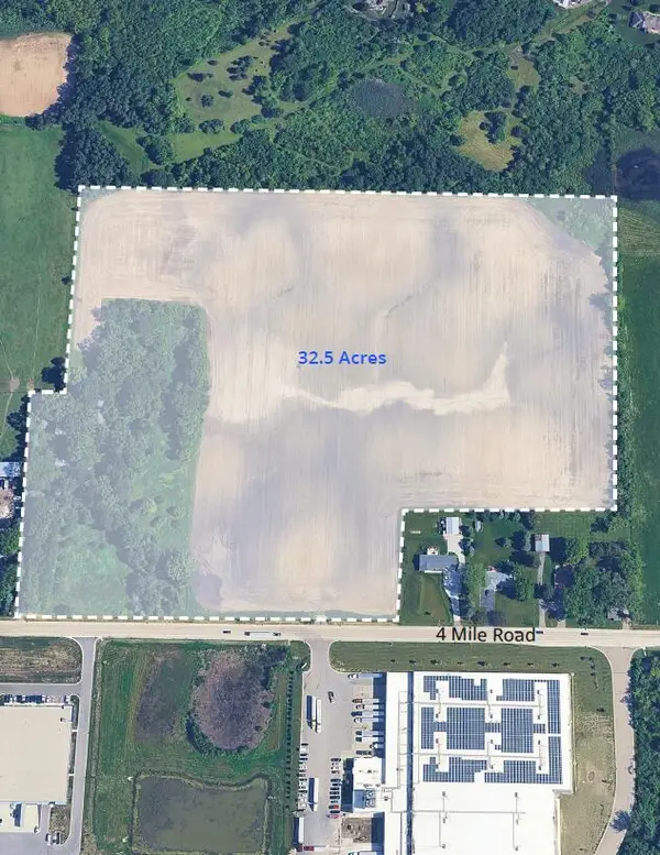 13010 4 Mile Rd, Caledonia, WI 53126
