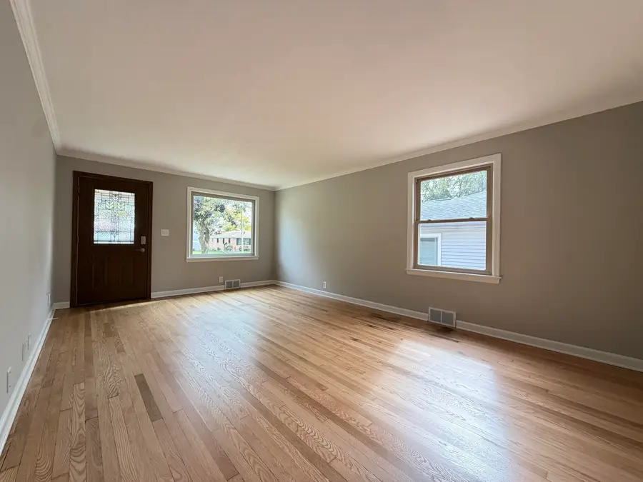 2308 West Lawn Ave, Racine, WI 53405 - #2