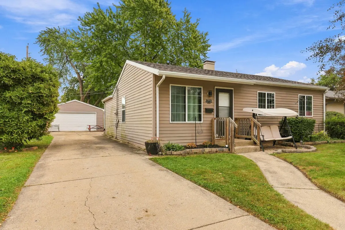 8523 21st Ave, Kenosha, WI 53143 - #1
