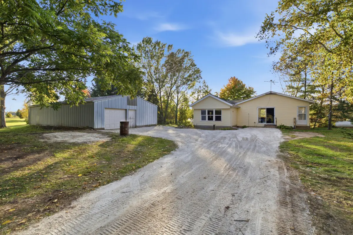 6202 Brunner Rd, Newton, WI 54220 - #1