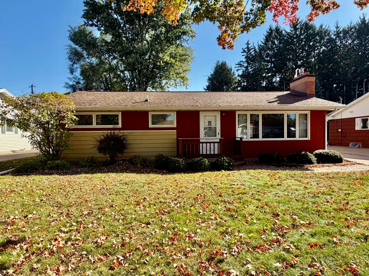 2317 31st St S, La Crosse, WI 54601 - #1