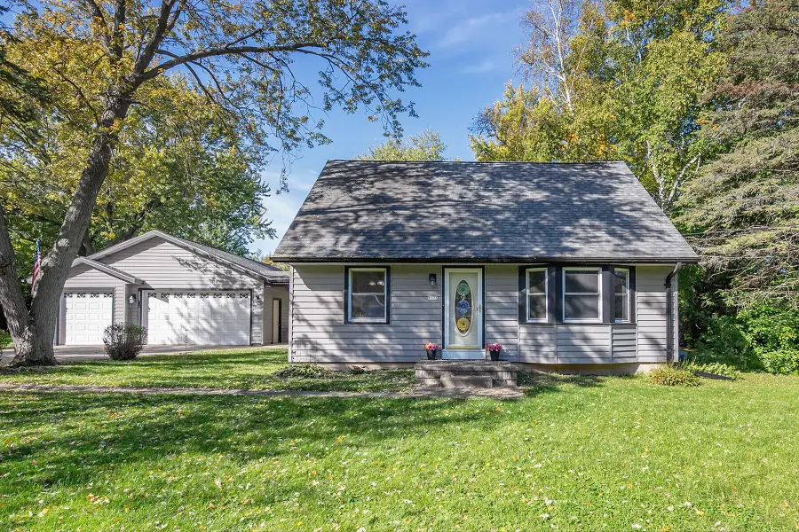 8373 S 35th St, Franklin, WI 53132 - #2