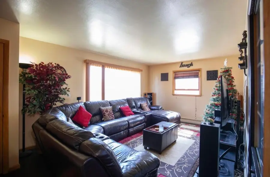 4055 N 68th St, Milwaukee, WI 53216 - #2