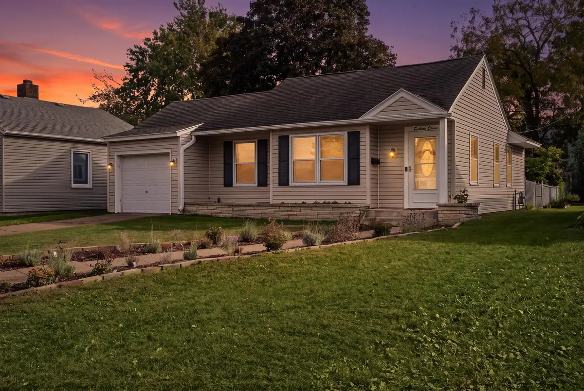 1311 5th St W, Winona, MN 55987 - #1