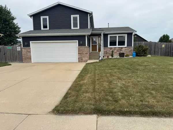 5720 81st St, Kenosha, WI 53142
