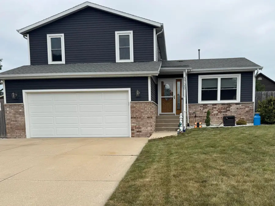 5720 81st St, Kenosha, WI 53142 - #2