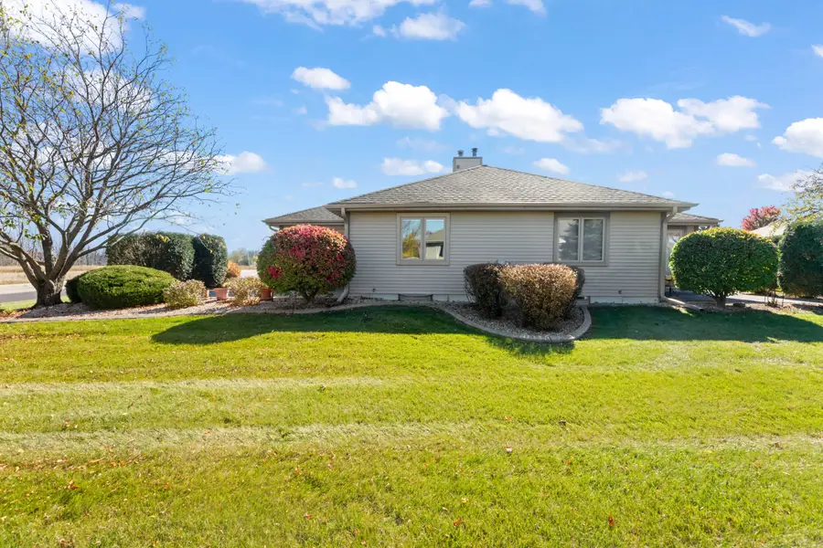 W173N8045 Shady Ln, Menomonee Falls, WI 53051 - #2