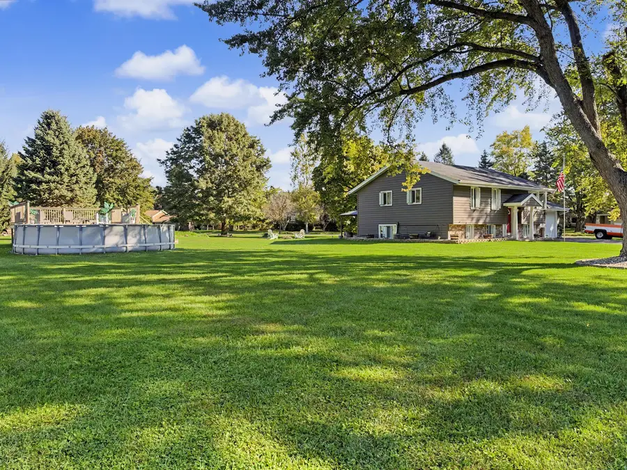 S88W30964 Meyer Dr, Mukwonago, WI 53149 - #3