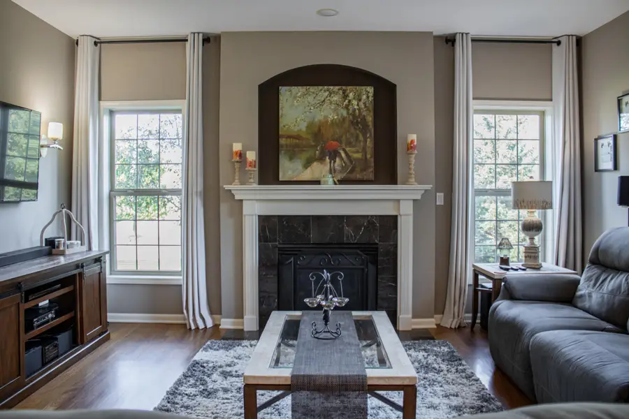 W226N4168 Sunder Creek Ct, Pewaukee, WI 53072 - #3
