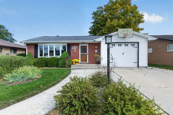 2725 Henry St, Sheboygan, WI 53081
