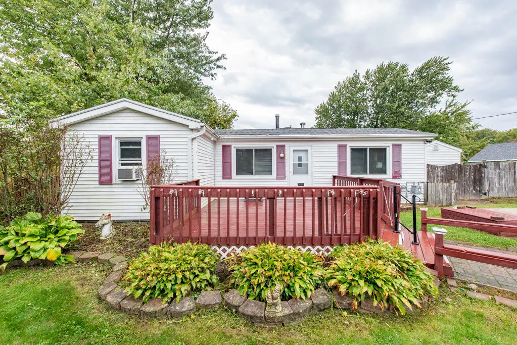 10052 3rd Ave, Pleasant Prairie, WI 53158 - #1
