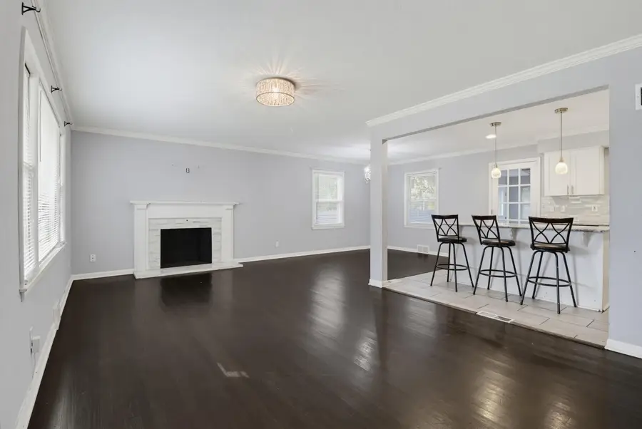 10628 W Sheridan Ave, Milwaukee, WI 53225 - #2