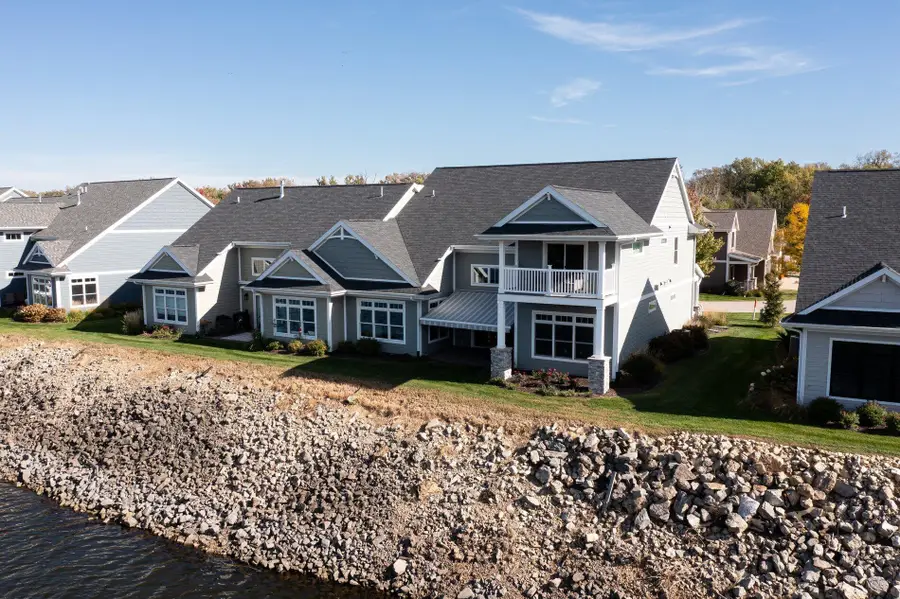 615 Pettibone Pointe Way, La Crosse, WI 54601 - #2