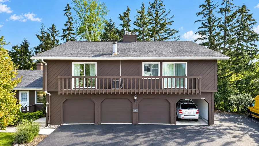 2617A Camelot Blvd, Sheboygan, WI 53081 - #2