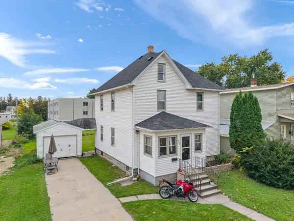 400 Grove St E, Caledonia, MN 55921