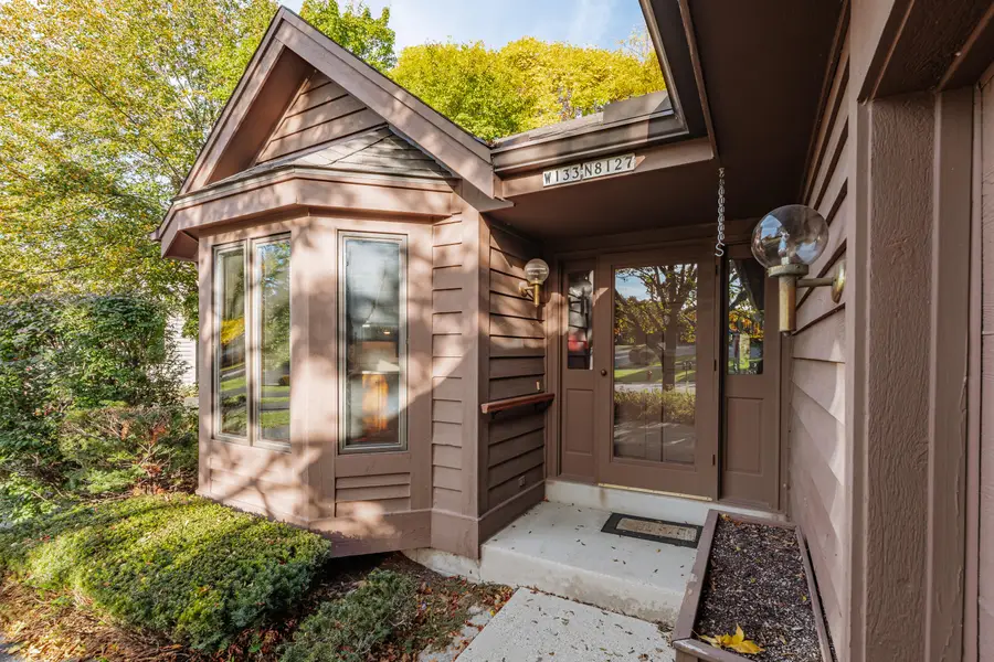 W133N8127 Danell Dr, Menomonee Falls, WI 53051 - #3