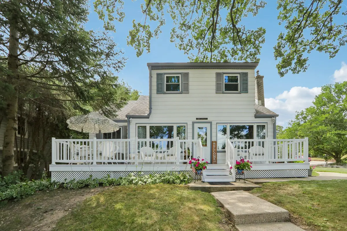 4424 Riverside Rd, Waterford, WI 53185 - #1