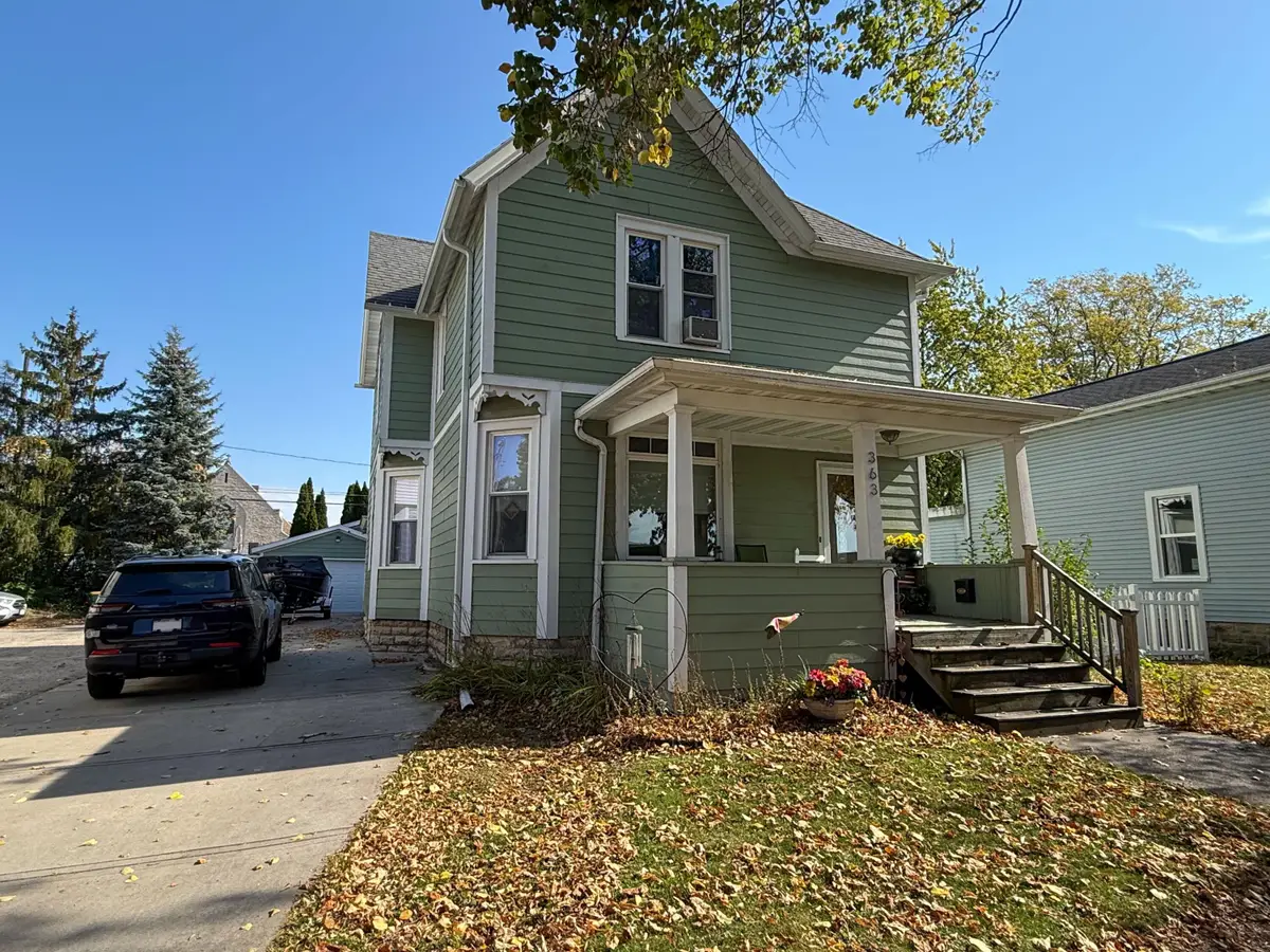 363 Linden St, Fond Du Lac, WI 54935 - #1