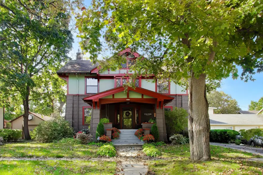 636 Harrison Ave, Beloit, WI 53511 - #2