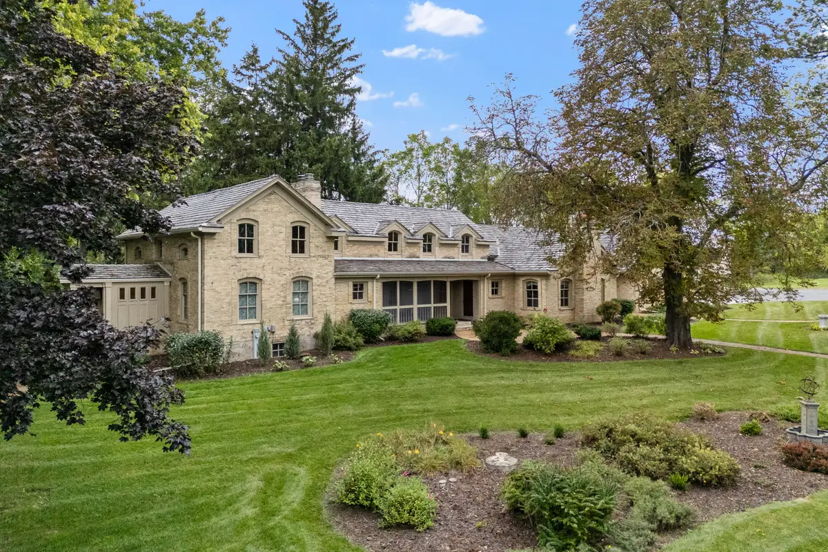 7918 Pleasant Valley Rd, Cedarburg, WI 53080 - #1