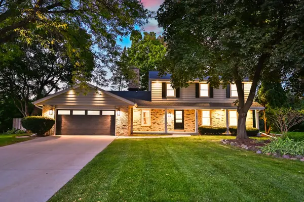 13380 Burlawn Pkwy, Brookfield, WI 53005