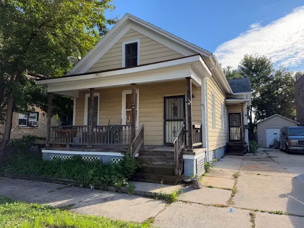 1707 Erie St, Racine, WI 53402